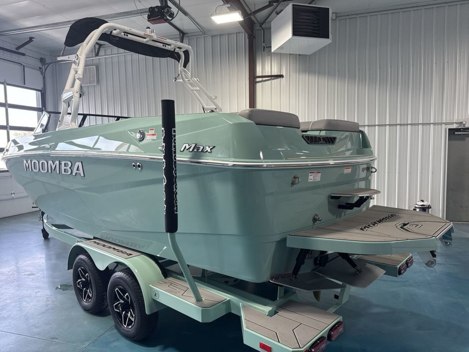 2027 MOOMBA Max