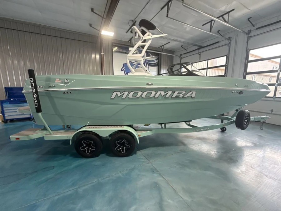 2027-moomba-max-147489-image6