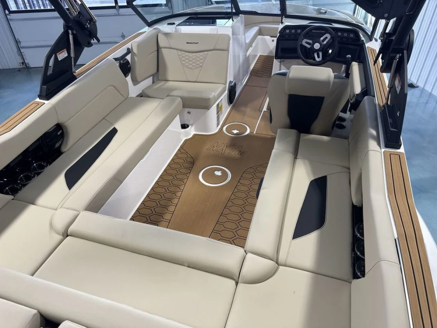 2027-mastercraft-nxt23-147491-image10