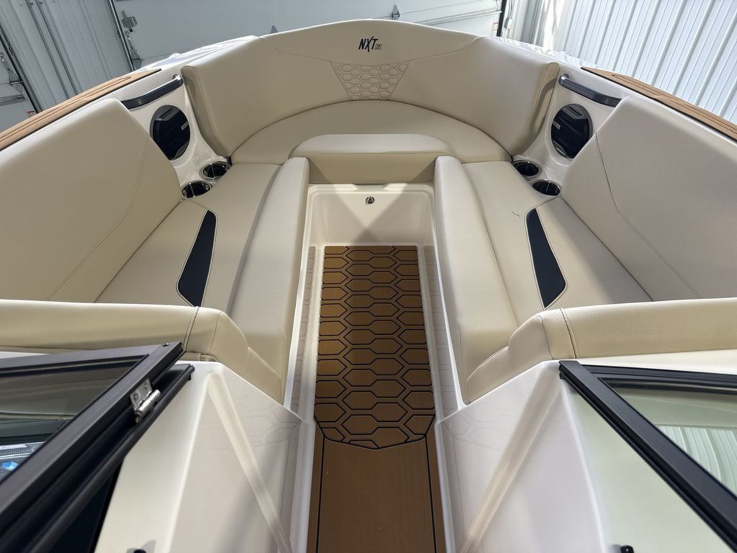 2027 Mastercraft NXT23