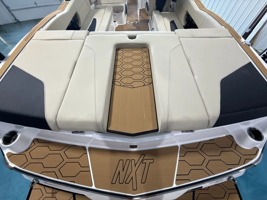 2027-mastercraft-nxt23-147491-image19