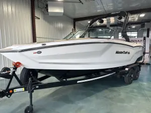 2027-mastercraft-nxt23-147491-image1