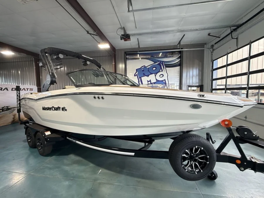 2027-mastercraft-nxt23-147491-image7