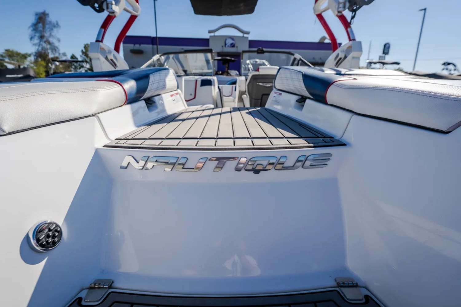 2016 Nautique G23