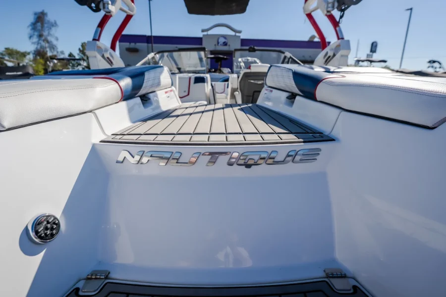 2016-nautique-g23-147512-image13.webp