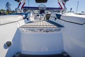 2016-nautique-g23-147512-image13.webp