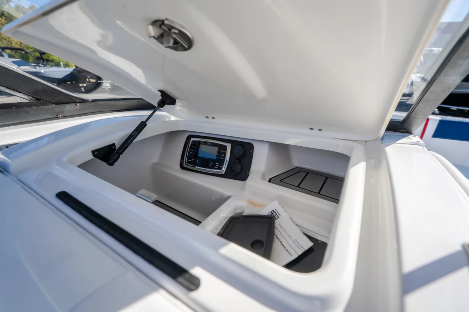 2016 Nautique G23