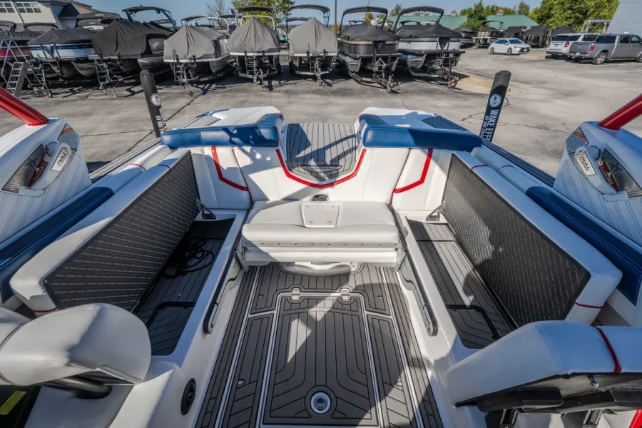 2016-nautique-g23-147512-image24.webp
