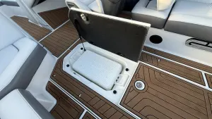 2017-nautique-g23-147513-image2.webp