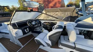 2017-nautique-g23-147513-image3.webp