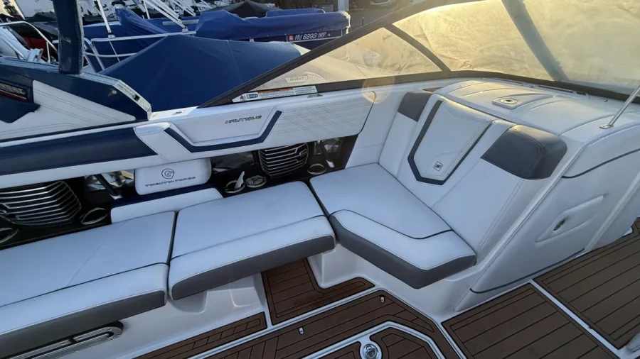 2017-nautique-g23-147513-image8.webp