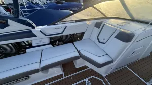 2017-nautique-g23-147513-image8.webp