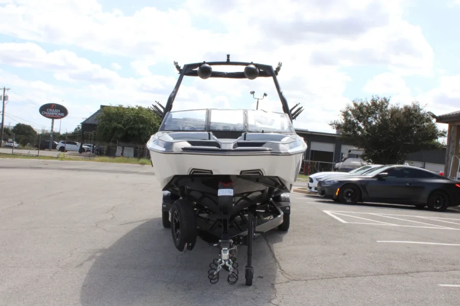 2027-axis-a245-147516-image2.webp