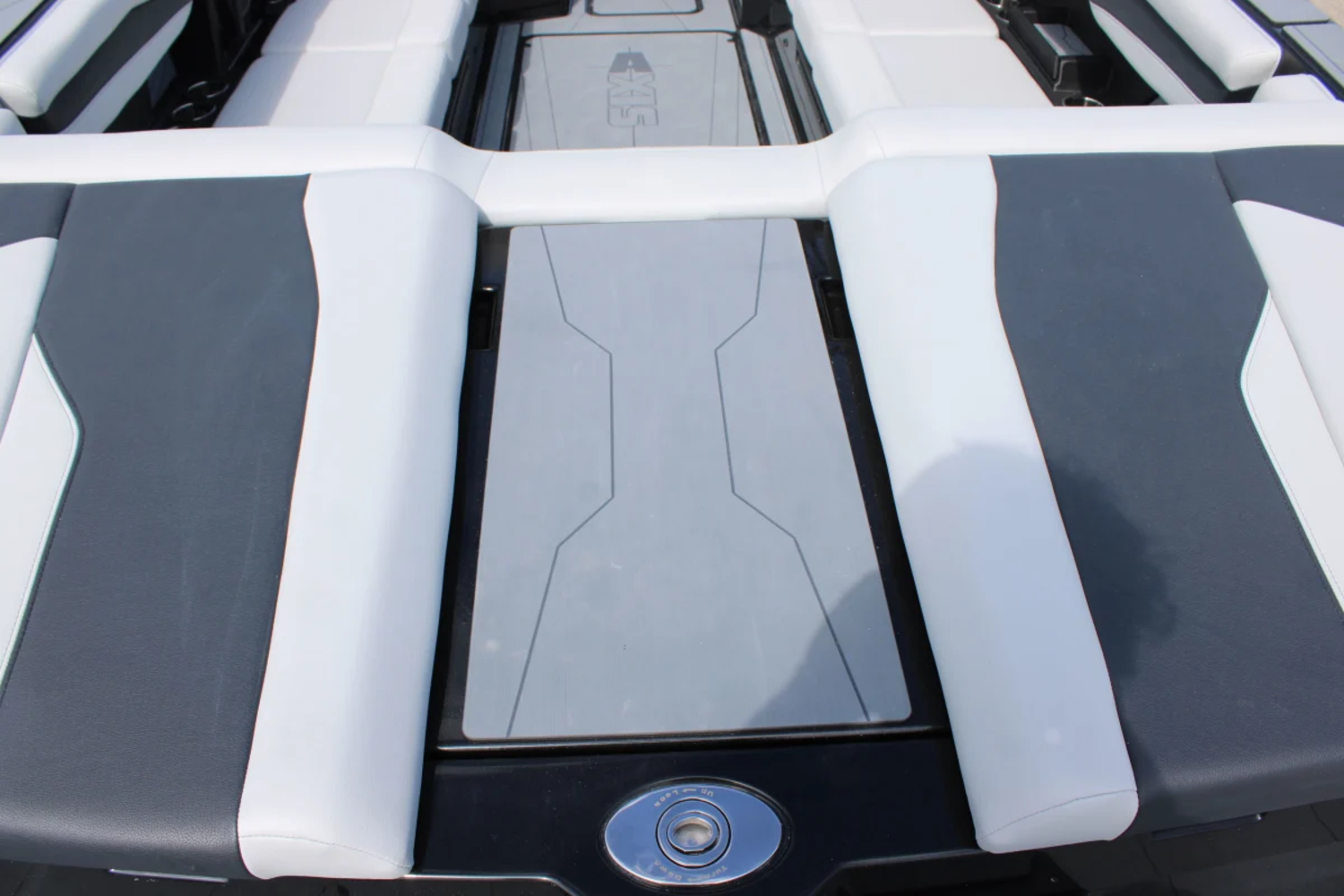 2027 Axis A245