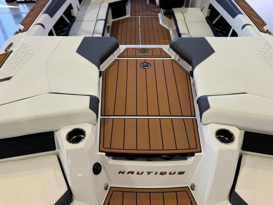 2027-nautique-gs22-147532-image10