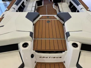 2027-nautique-gs22-147532-image10