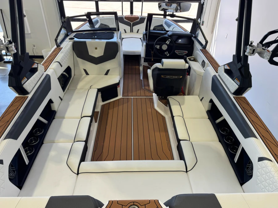 2027-nautique-gs22-147532-image13