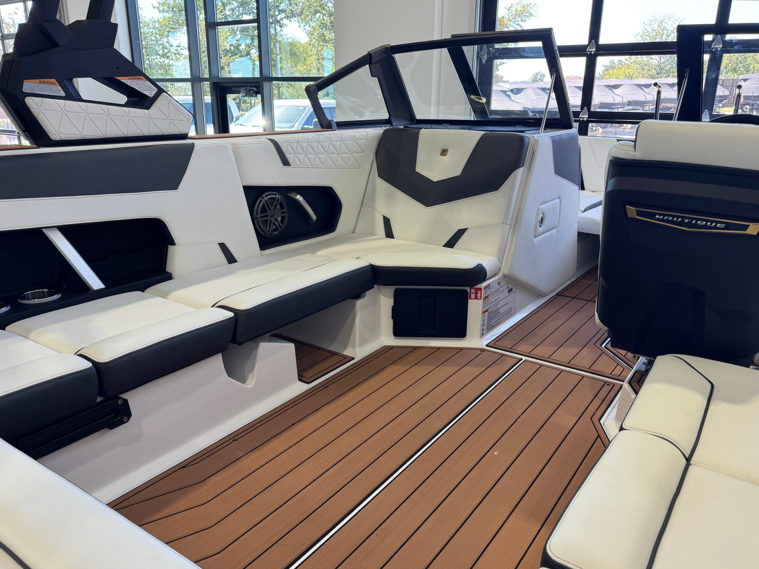 2027 Nautique Super Air Nautique GS22