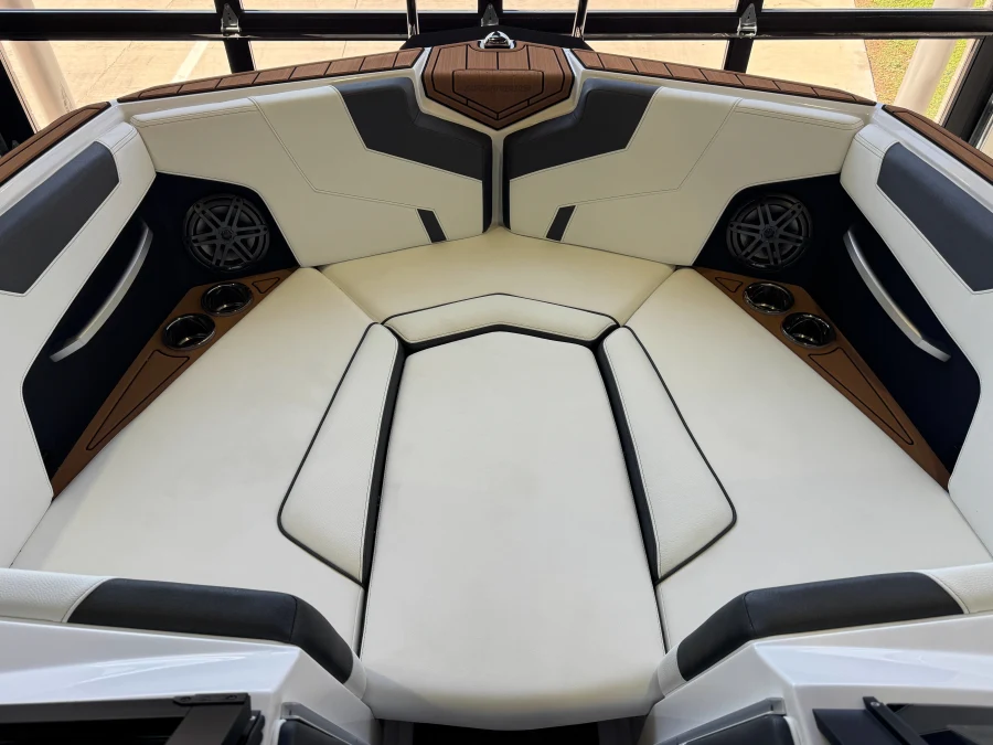 2027-nautique-gs22-147532-image17