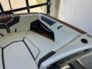 2027-nautique-gs22-147532-image18