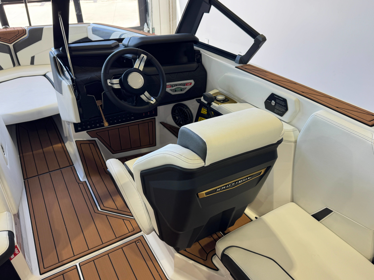 2027 Nautique Super Air Nautique GS22