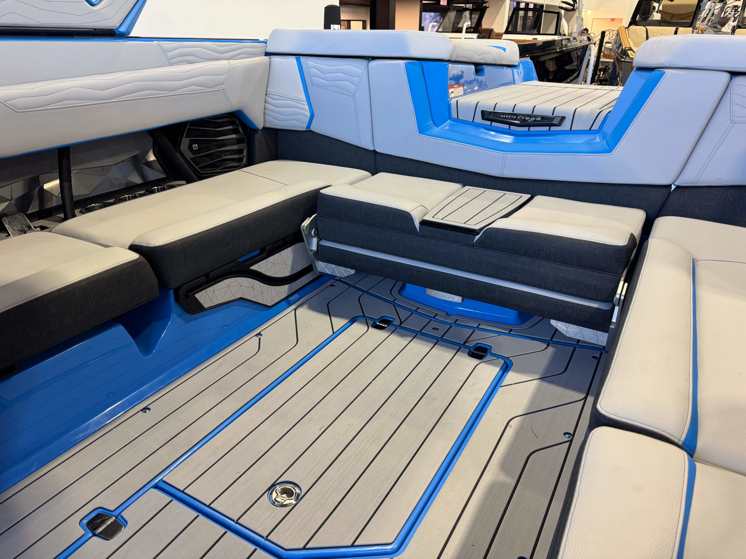 2027 Nautique Super Air Nautique G23