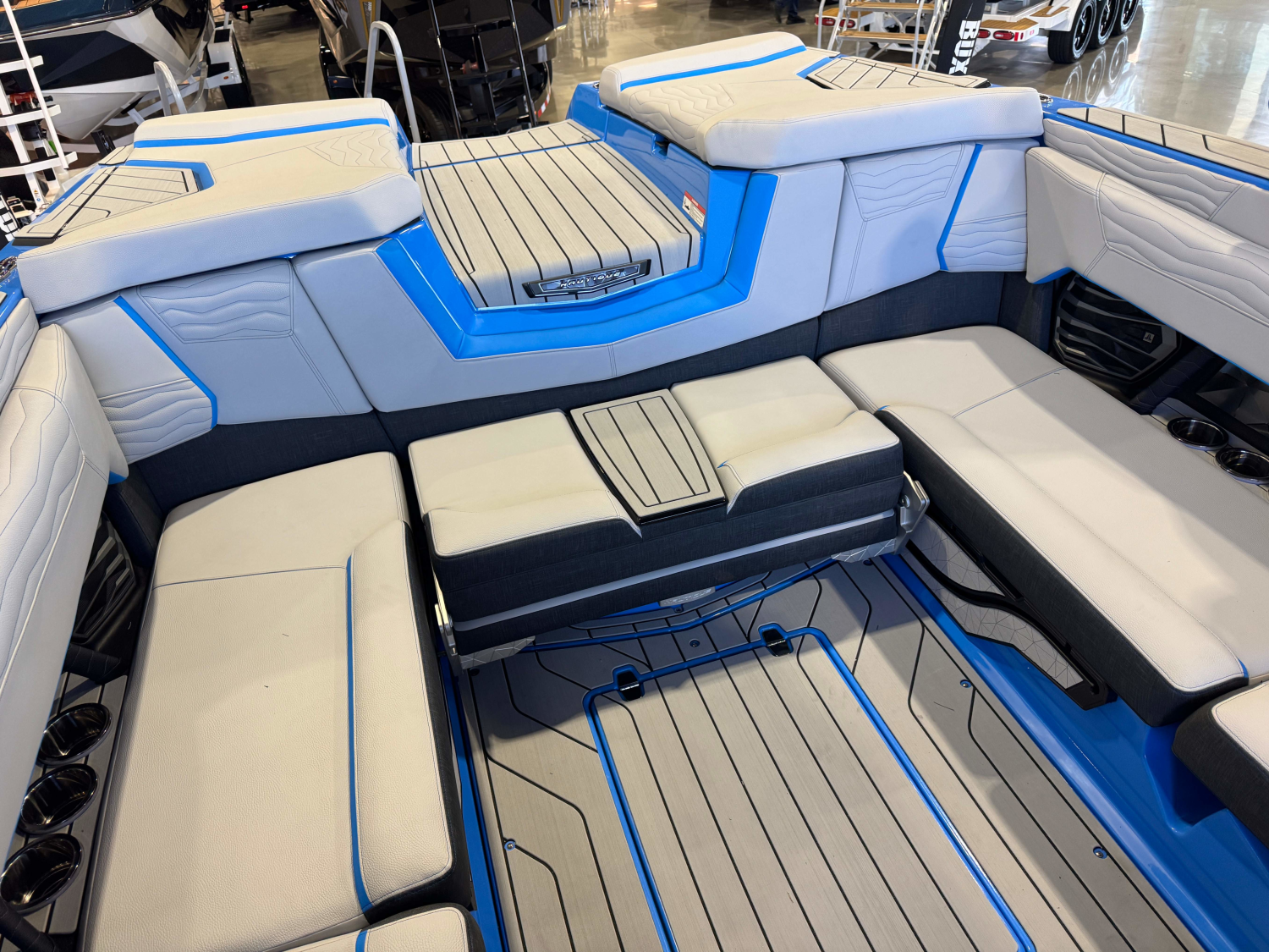 2027 Nautique Super Air Nautique G23