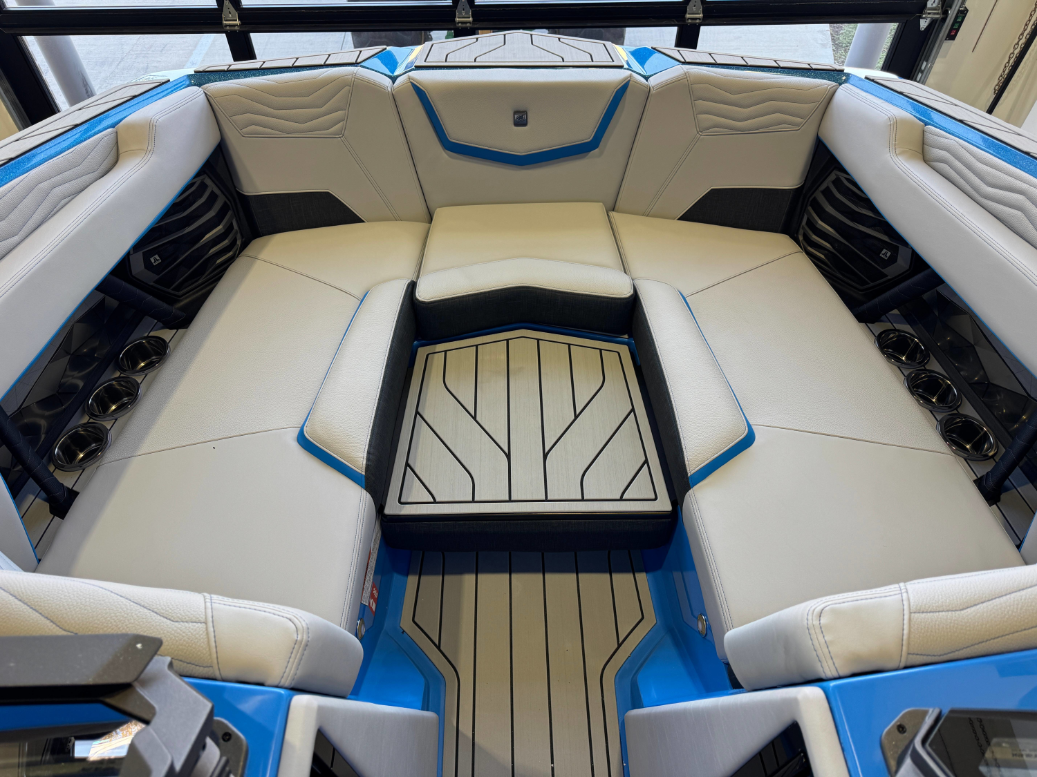 2027 Nautique Super Air Nautique G23