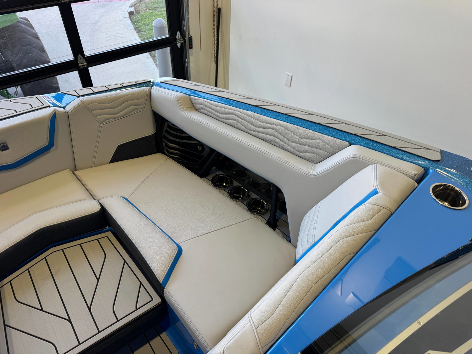 2027 Nautique Super Air Nautique G23