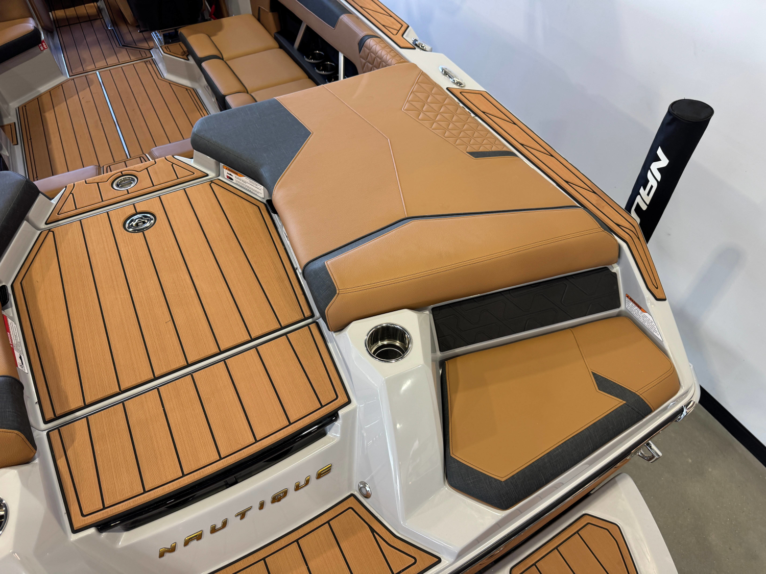 2027 Nautique Super Air Nautique GS22