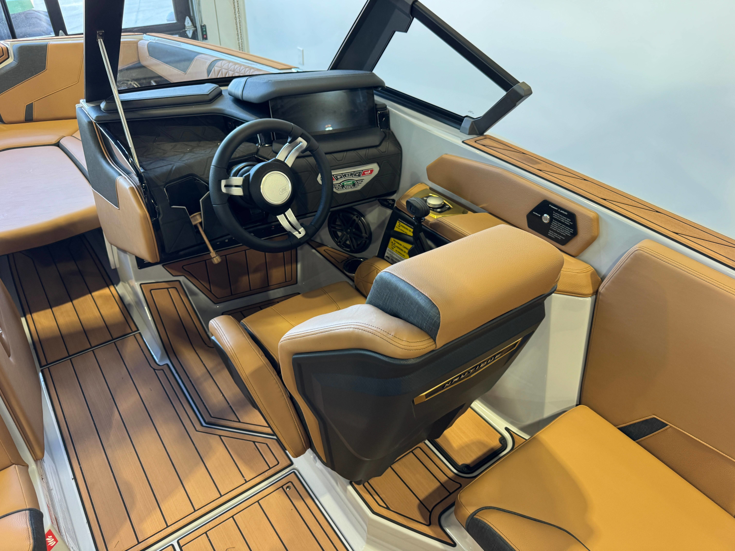 2027 Nautique Super Air Nautique GS22