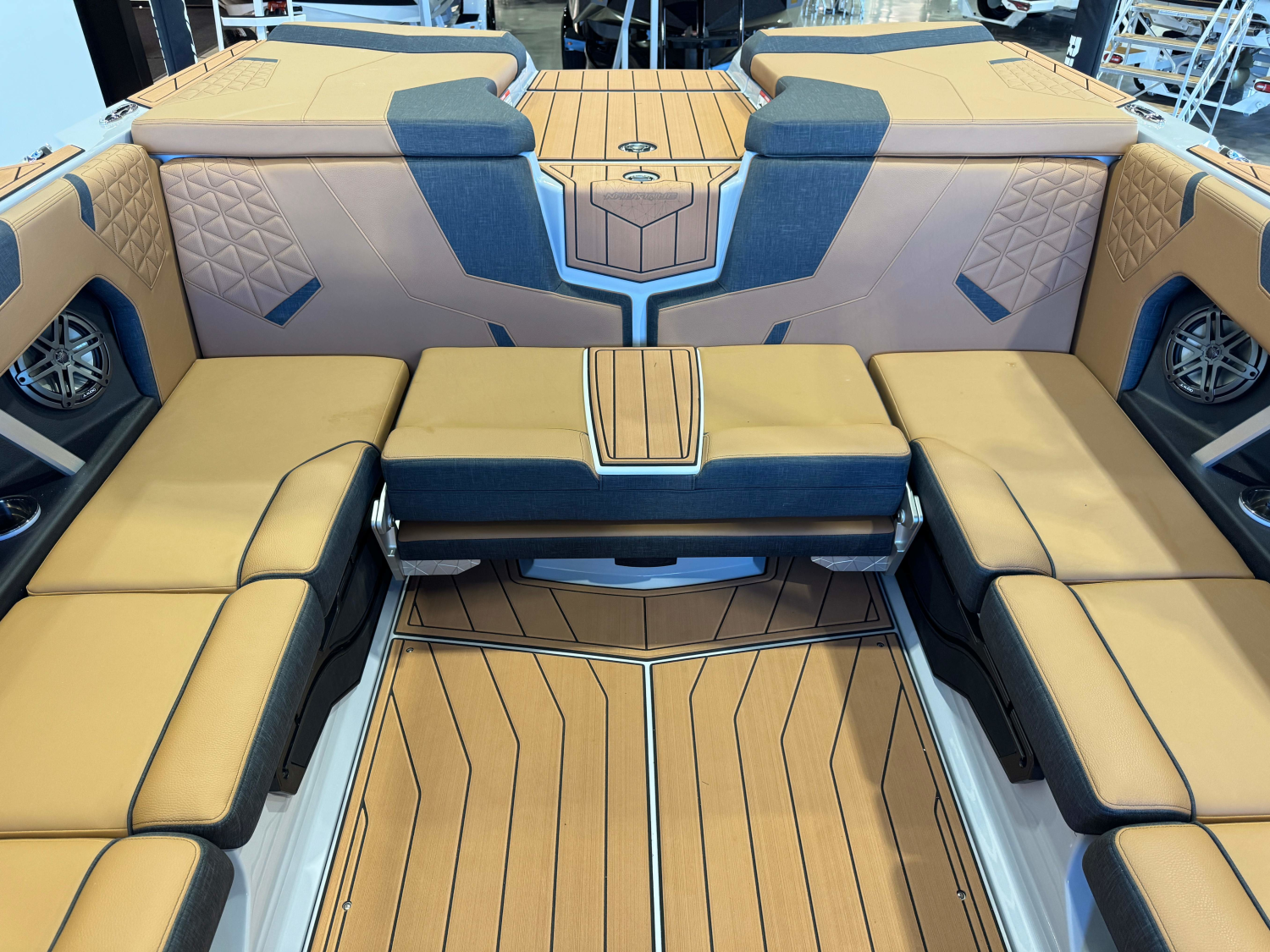 2027 Nautique Super Air Nautique GS22