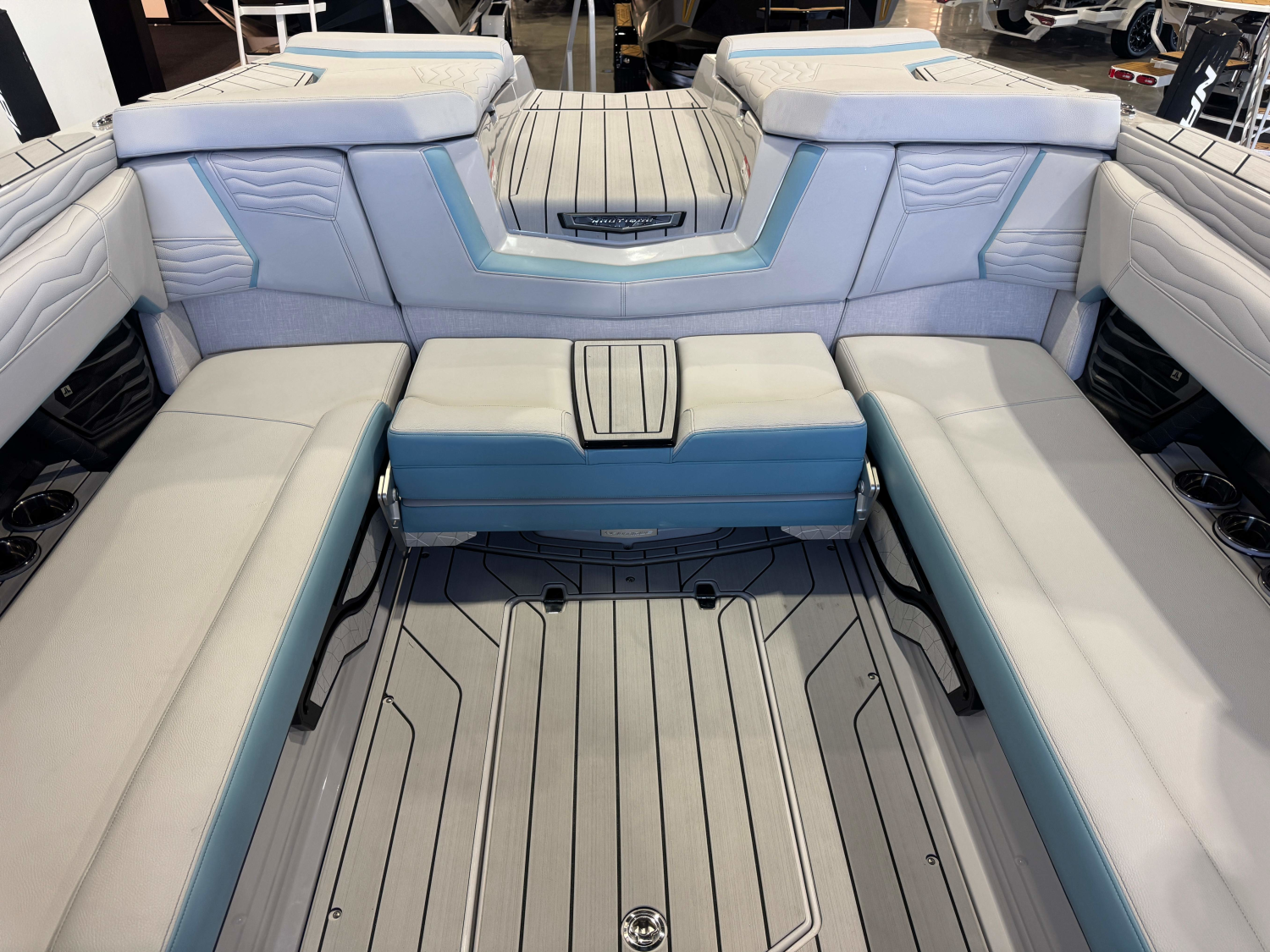 2027 Nautique Super Air Nautique G25