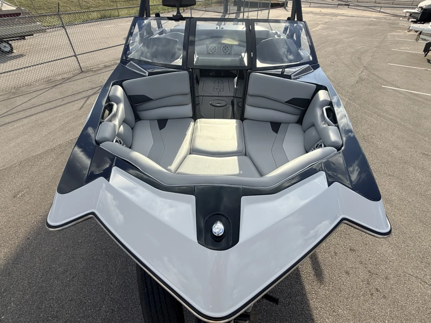 2018 Axis A20