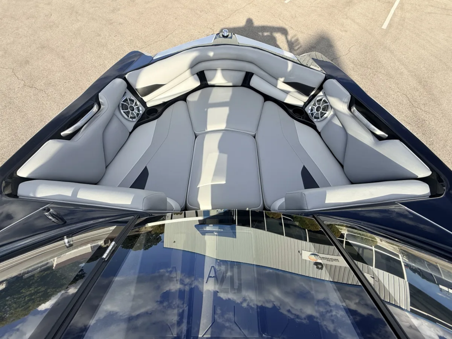 2018 Axis A20