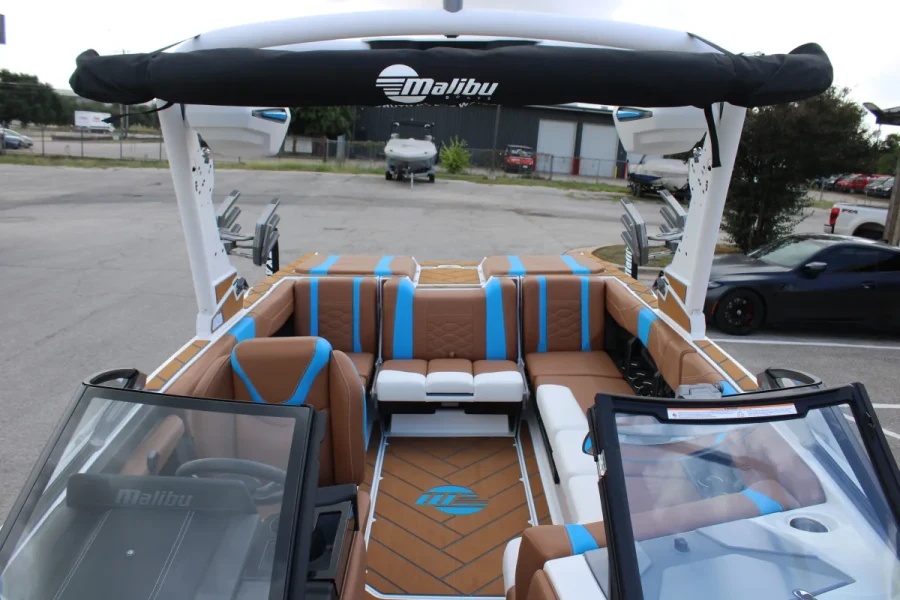 2027-malibu-wakesetter-23-lsv-147558-image17.webp