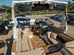 2026-nautique-g23-147566-image2.webp