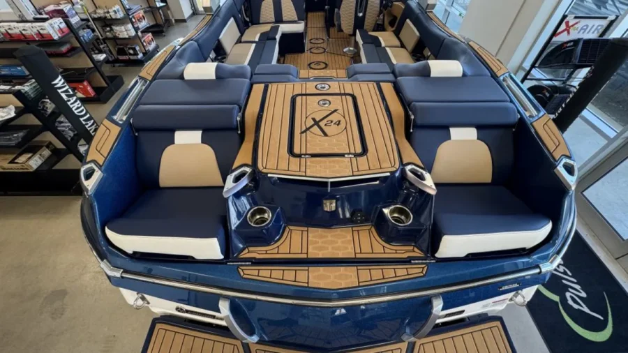 2025-mastercraft-x24-147567-image9.webp