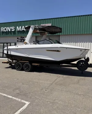 2026-nautique-g23-147575-image0.webp