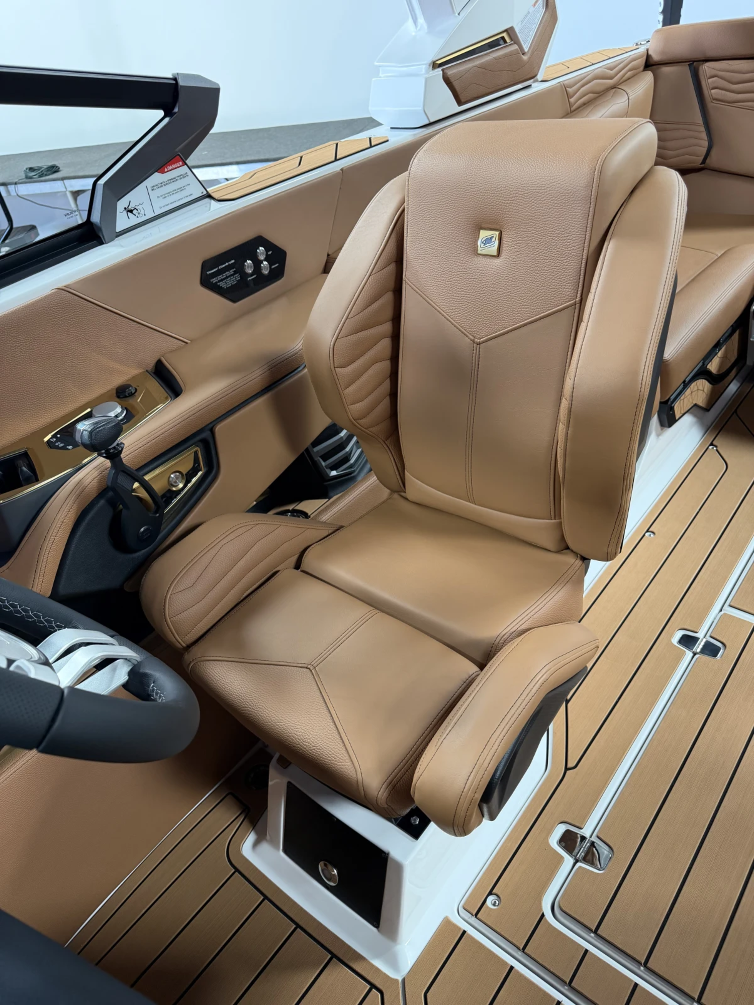 2026 Nautique G23