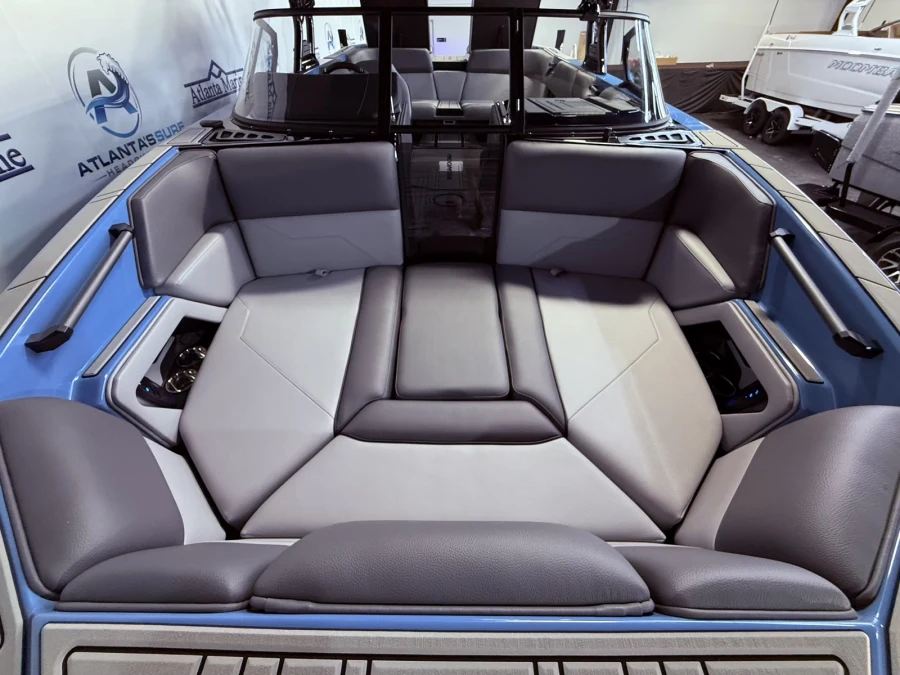 2027-moomba-max-147589-image17