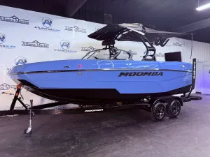 2027-moomba-max-147589-image1