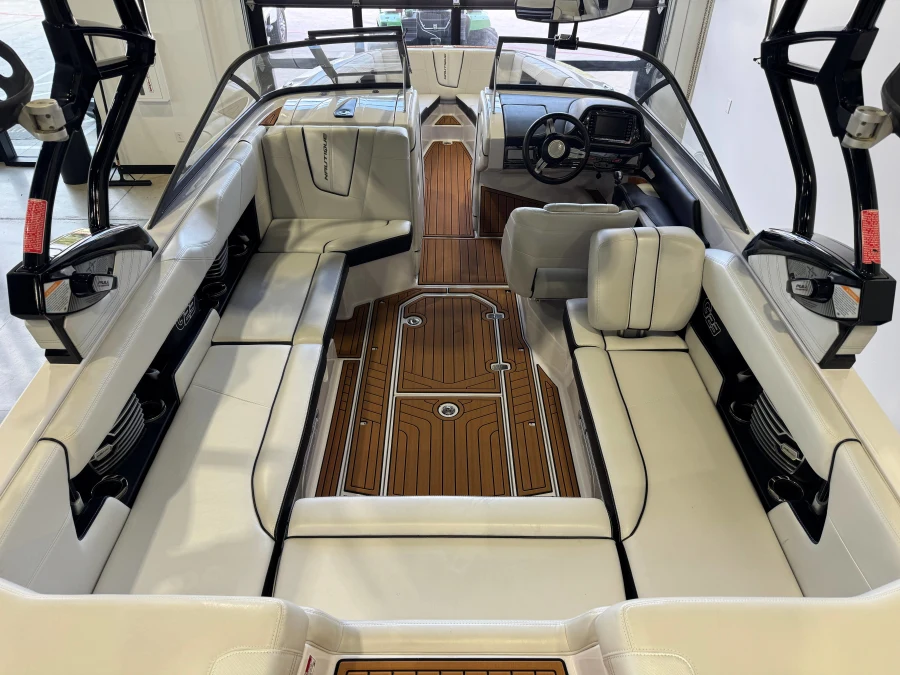 2015-nautique-g23-147591-image13