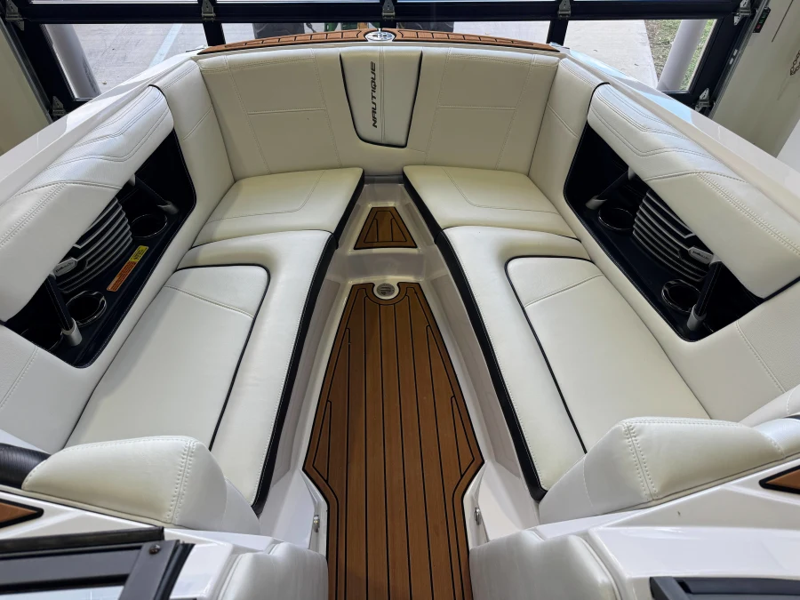 2015-nautique-g23-147591-image17
