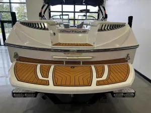 2015-nautique-g23-147591-image8
