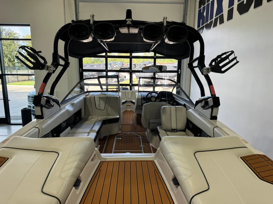 2015-nautique-g23-147591-image9