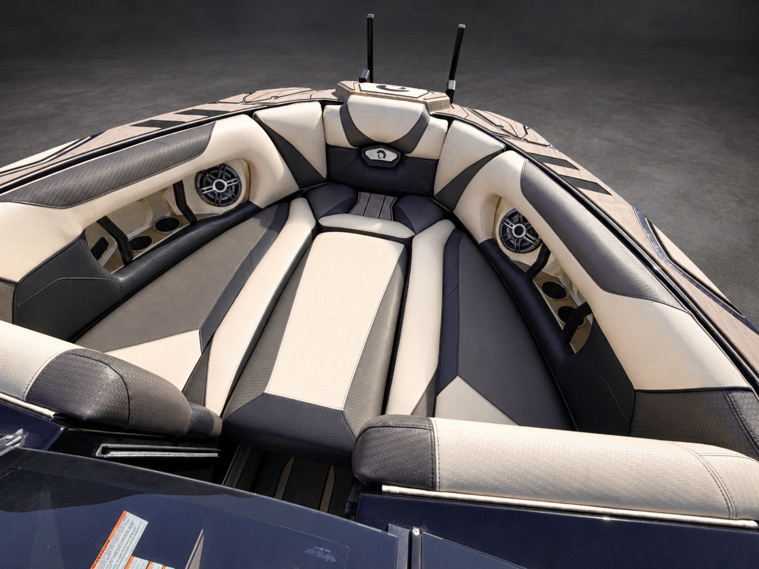 2022 Centurion Boats Ri245