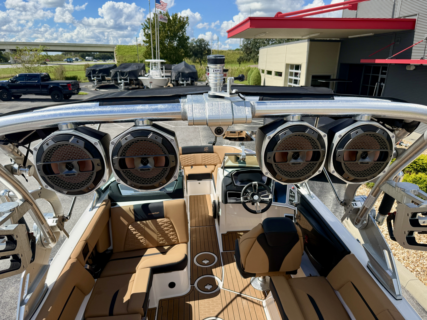 2021 MasterCraft X24