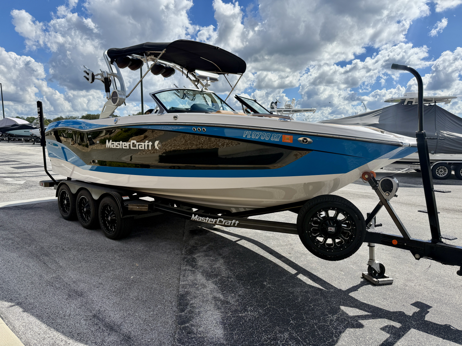 2021 MasterCraft X24