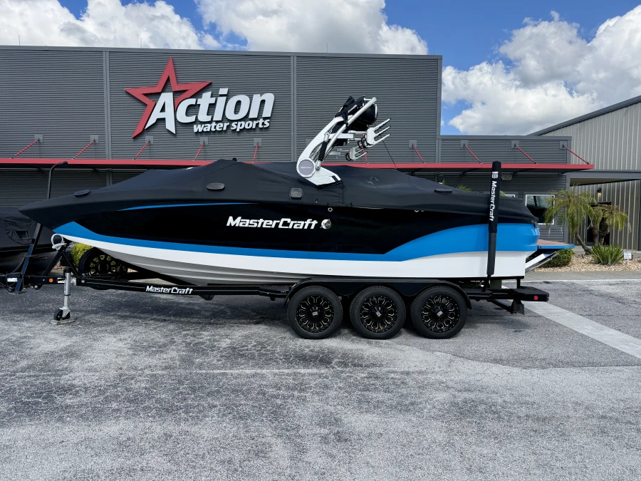 2021-mastercraft-x24-147596-image9
